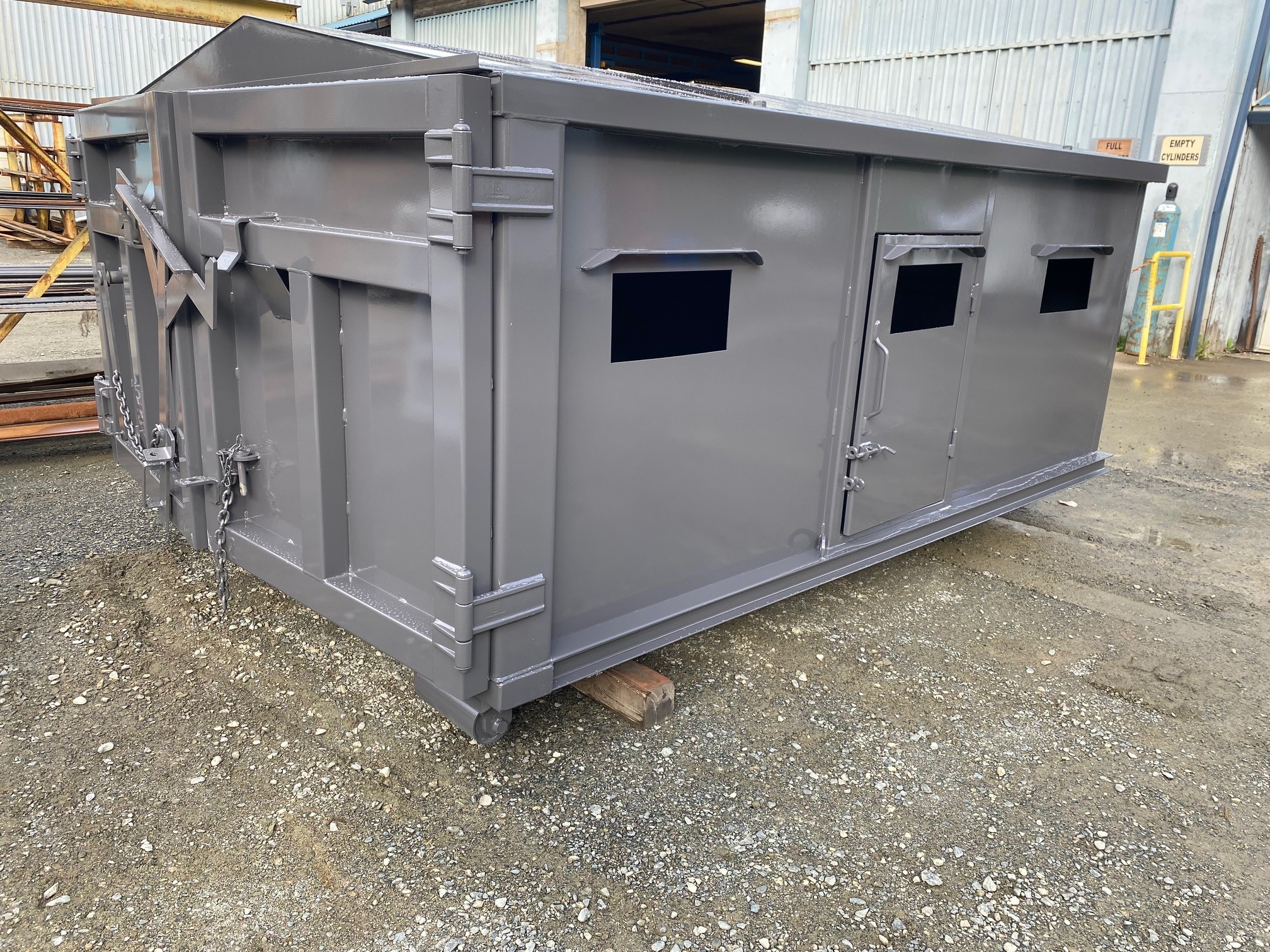 Custom Premium Roll Off Mini Tubs Everett SCS Manufacturing Inc.